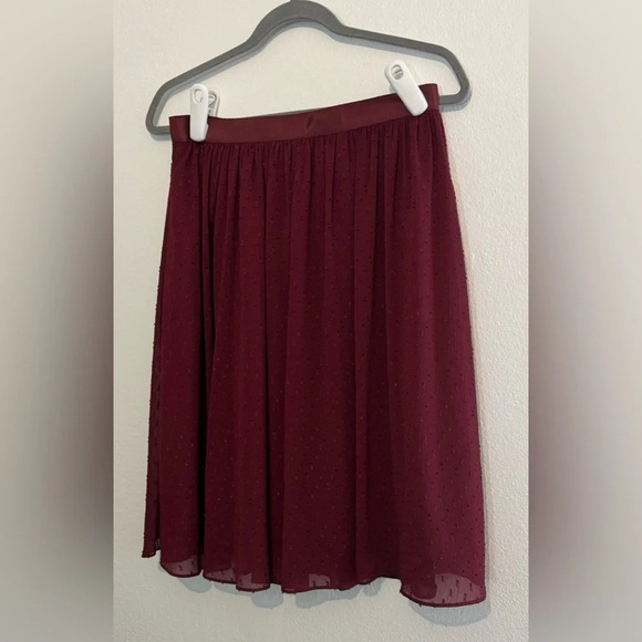 Brooks Brothers Embroidered Dot Flowy Chiffon A-line Skirt Office Party SIZE 4 - Picture 1 of 7